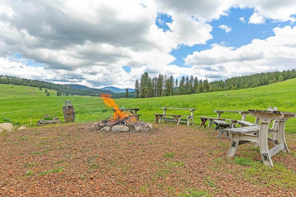 Wilderness Cabin - Eden Valley Oroville المظهر الخارجي الصورة